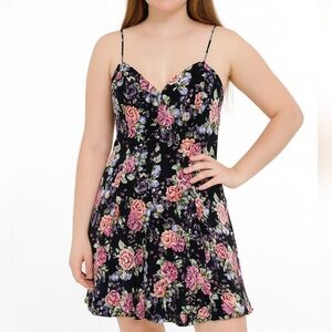 Victoria's Secret Gold Label Vintage Floral Print Satin Slip Dress Size Medium